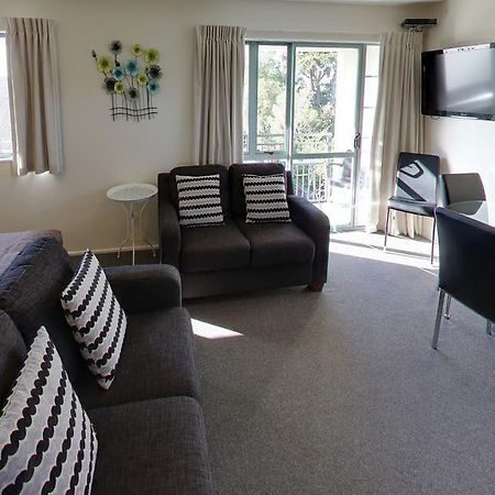 Westport Spa Motel Екстер'єр фото